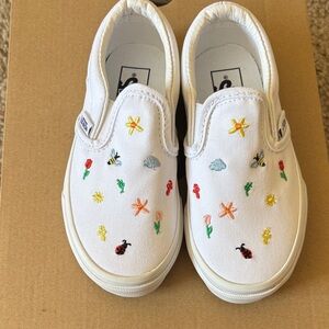 Vans Kids White Slip-On Sneakers with Multicolor Floral & Bug Embroidery